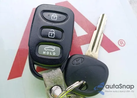 2013 Hyundai Elantra Gls из США, поврежденный, VIN 5NPDH4AE1DH316818